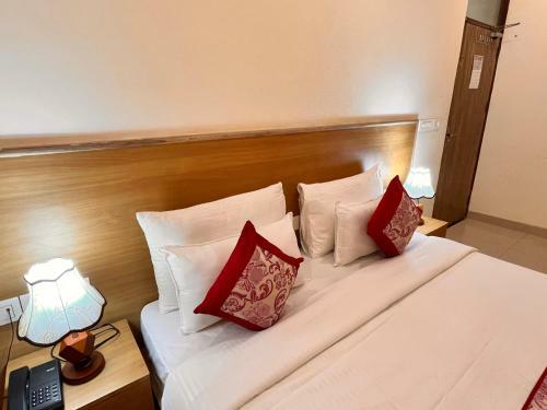 Hotel Mithila Residency Noida - Couple Friendly Local Ids Accepted