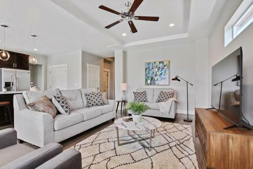 Stunning Meridian 3 Bedroom Custom Home In Central Meridian