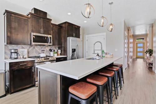 Stunning Meridian 3 Bedroom Custom Home In Central Meridian