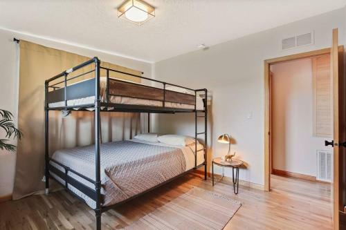 Professionally Designed Central Boise 4 Bedroom Custom Home
