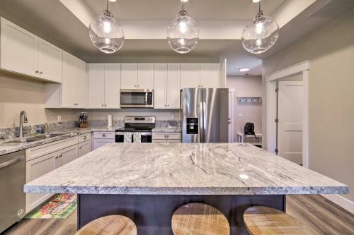 Modern Swan Valley Townhome With Walking Trails