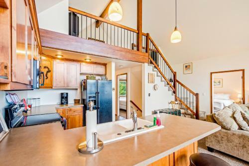 Garfield Bay View Home