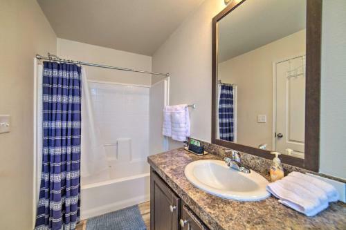 Victor Cabin With Scenic Surroundings And Deck!