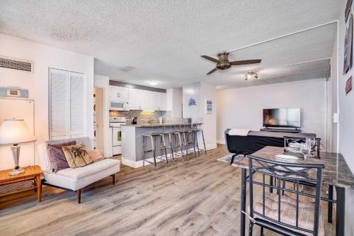 Discovery Bay 2203