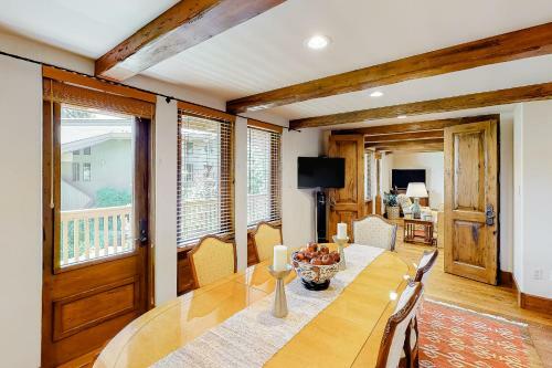 Sun Valley Lodge II Condo