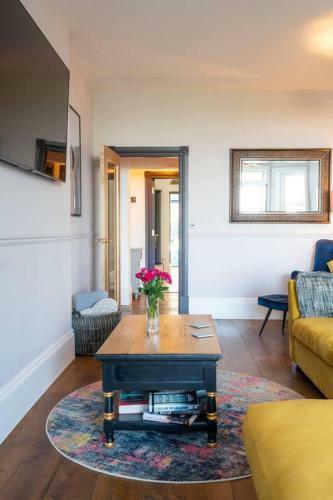 Apartamento Beachfront Escape & Wow Sea Views Luxury Retreat