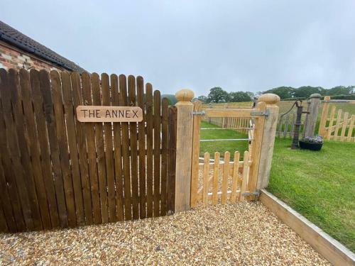 Beautiful Rural Self Contained Farm Annex