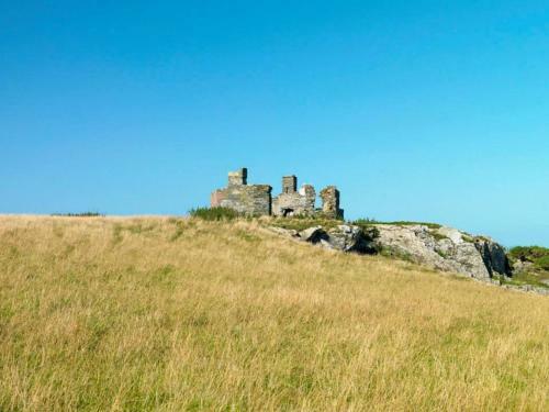 10 'solaris' Bell Tent Glamping Anglesey