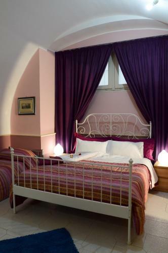 Hostal Al Centro Di Acireale B&B