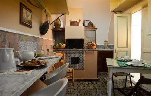 Hostal Al Centro Di Acireale B&B