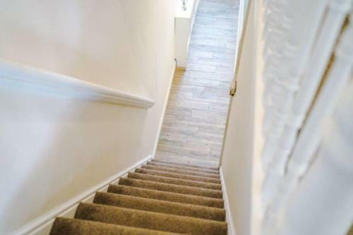 Rest&recharge @ Saltney Lodge (5mins To City)
