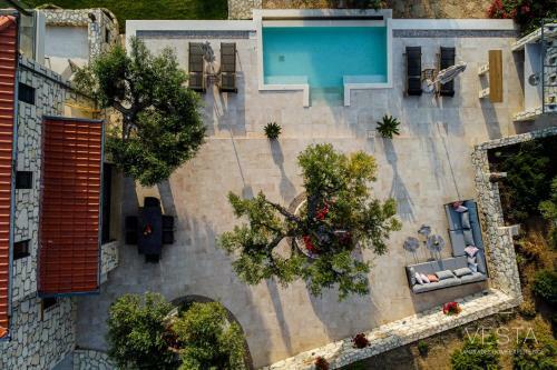 Infinity Blue, Luxury Villa With Private Pool, Sea Views