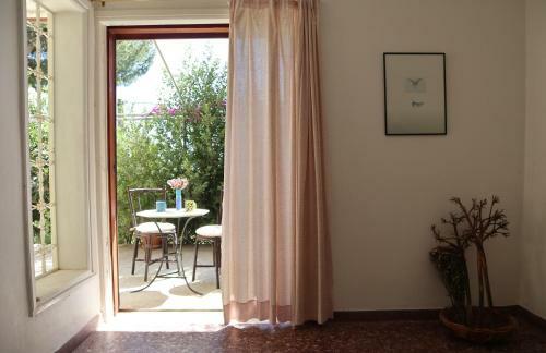 Apartamento Sunny Summer House With Sea View