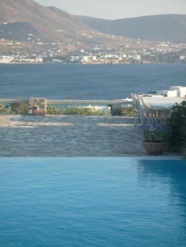 Villa Irene Blue
