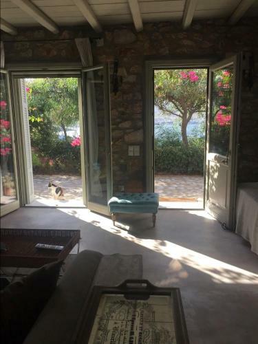 Villa Irene Blue