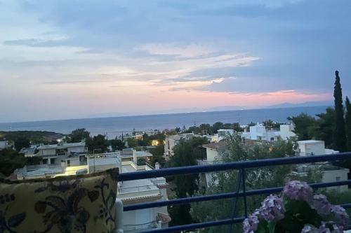 Panoramic Seaview Apartment In Saronida