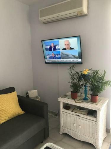 Panoramic Seaview Apartment In Saronida