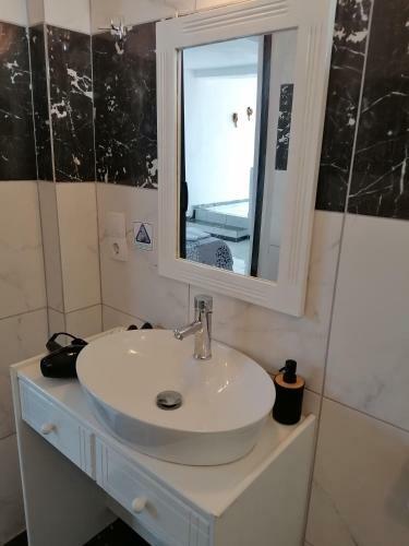 Apartamento Zafiri Countryside 4