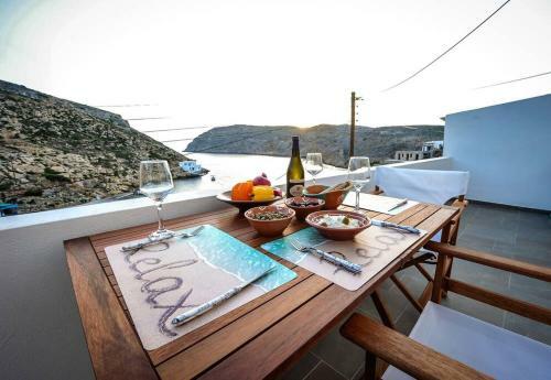 Apartamento Droufakos? Home - Beachfront Lux 2bd Apt. W. Views