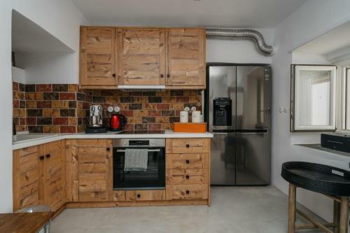 Ailia Luxury Villa