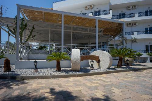 Naiades Hotel By Estia