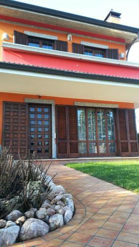 Villa Orange House Apartment