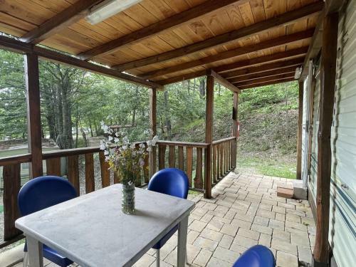Pleasant Mobile Home In Toscana With Shared Pool