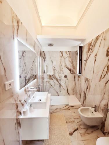 Hostal Villa Manini Suites