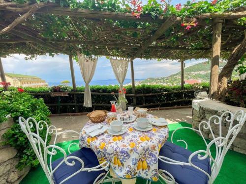 Hostal La Terrazza Sul Porto