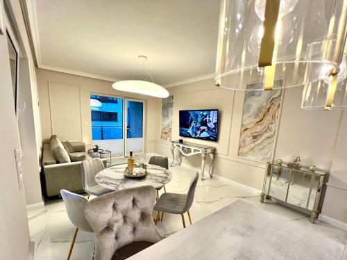 Zamiejska Luxury Apartament S?upsk