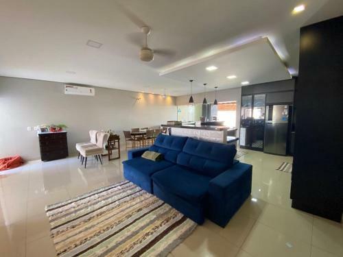 Casa Confort�vel , 3 Su�tes, Climatizada