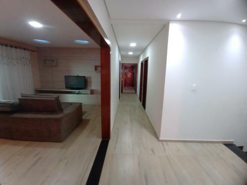 Casa Com Piscina Sauna Com Acesso Ao Rio Pr�ximo.
