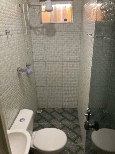 Casinha Na Vila De S�o Jorge