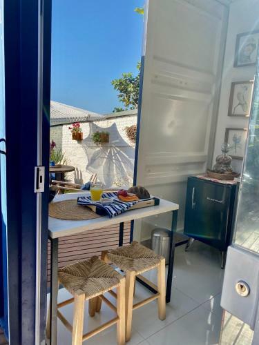 Charmoso Studio Container P� Na Areia