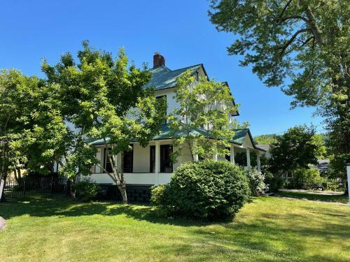 Olde Magnolia House