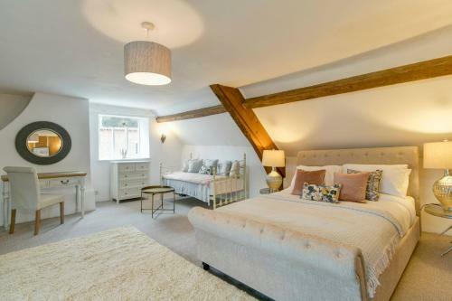 Somerset Farm & Barnhouse