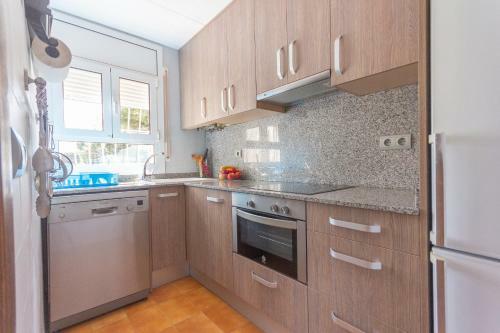 Casa Familiar Con Amplio Jard�n Av 3 Calas