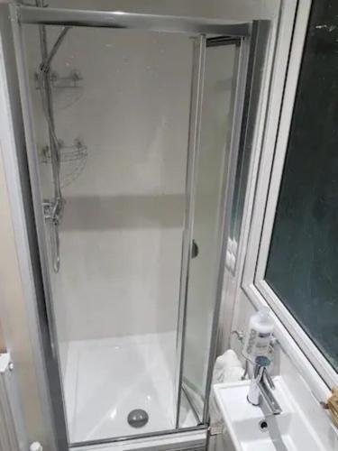Hilton Guest House Room 4