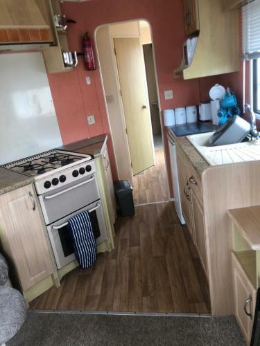 Apartamento A4 The Chase 6 Berth Pet Friendly Caravan With Decking