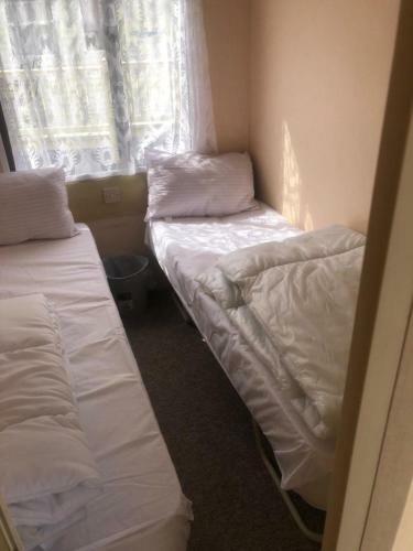 Apartamento A4 The Chase 6 Berth Pet Friendly Caravan With Decking