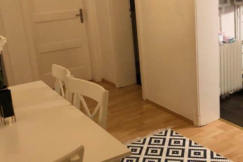 Id 6881 - Private Apartment