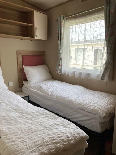 Birchington Vale Caravan Holiday Park