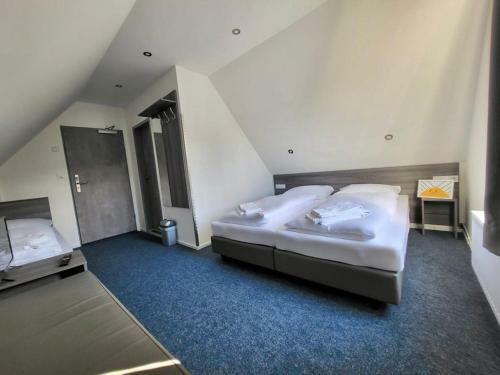 Hotel City Meetpoint