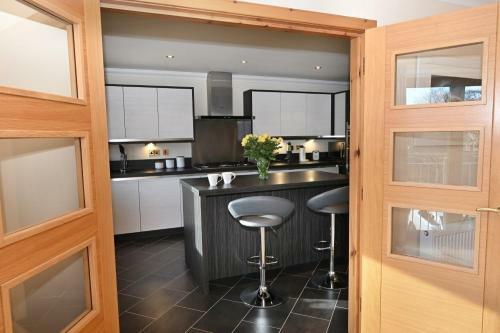 Inverness City Apartment