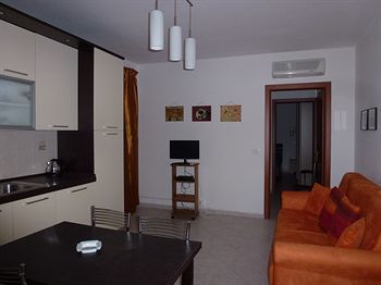 Aparthotel La Fonte Degli Angeli