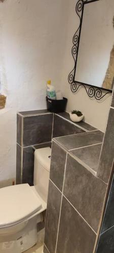 Apartamento Le G�te Des Pierres Dor�es