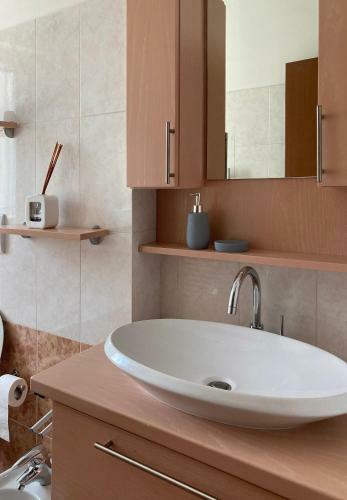 Apartamento Large Well-equipped Appartement Near Como Lake