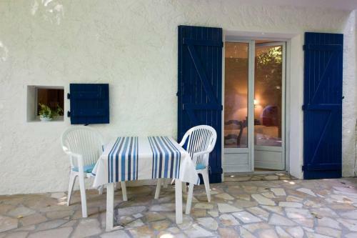 Hostal Le C�dre Bleu