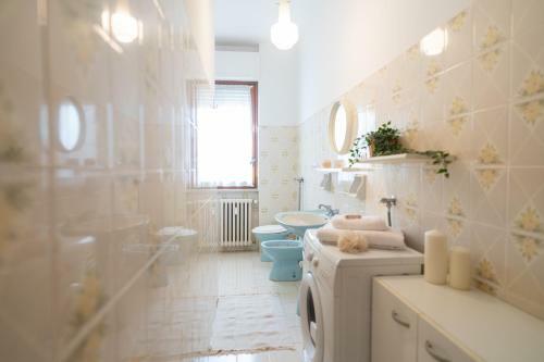 Apartamento [via Dei Pontassi] Bilocale A 200 Metri Dal Mare.
