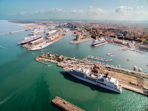 Apartamento Casa Mya - Comodo Appartamento Vicino Al Porto